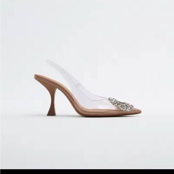 Elegant Crystal Embellished Women's Shoes - Picture 3 of 4